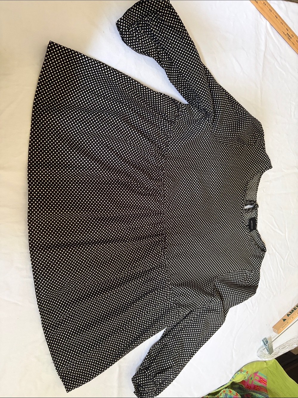 Who What Wear Women’s Black and White Polka Dot Peplum Top